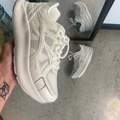 Woden Sommersko Dame|Overgangssko*letvægts sneakers med god svangstøtte