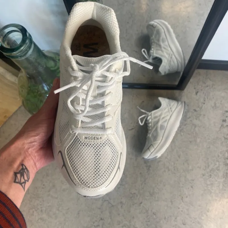 Woden Sommersko Dame|Overgangssko*letvægts sneakers med god svangstøtte